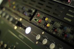 Analogcut Mastering - Outboard Detail   